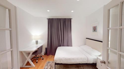 Apartment 1150: East Village in New York, USA