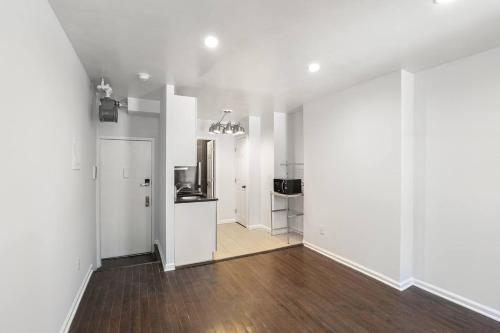 Apartment 398: East Village in New York, USA