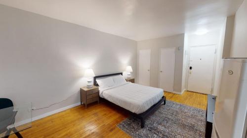 Apartment 782: East Village in New York, USA