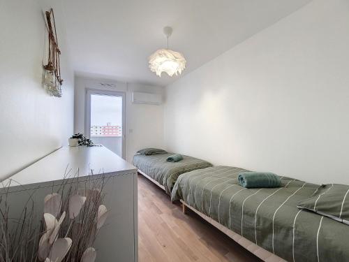 SAGLIO - CLIMATISATION - Neuf - Parking - SPA - Tram - Proche Centre - Tout confort, Strasbourg (photo 6)