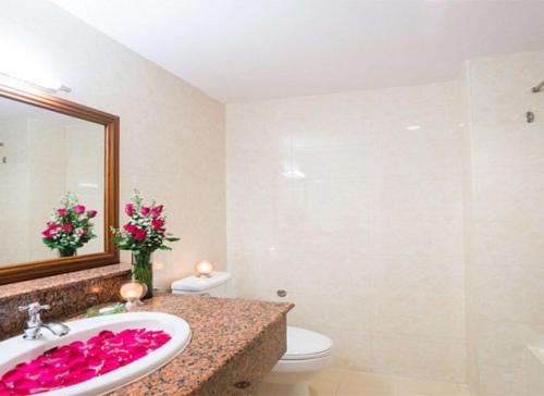 Deluxe Double Room - Smoking image 1