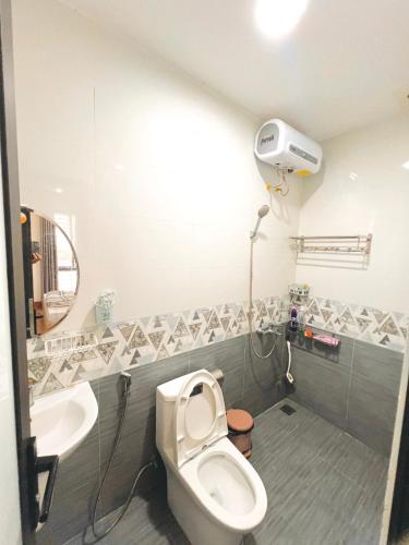 KenPiC Homestay - Đậu nhiều ô tô - 화장실