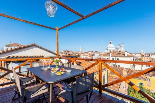 La casa di Hubert De Givenchy - Dimora Italia