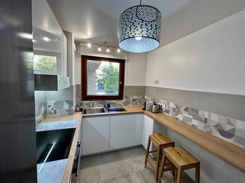 Splendid 92m2 Renovated, 4 Rooms in Charenton-le-Pont