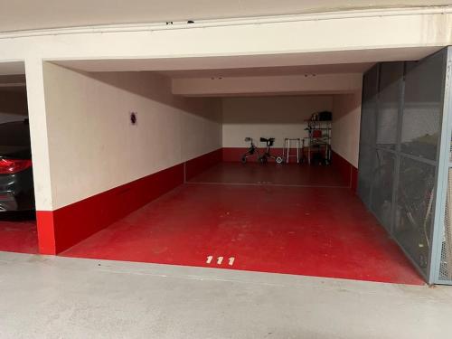 Splendid 92m2 Renovated, 4 Rooms in Charenton-le-Pont