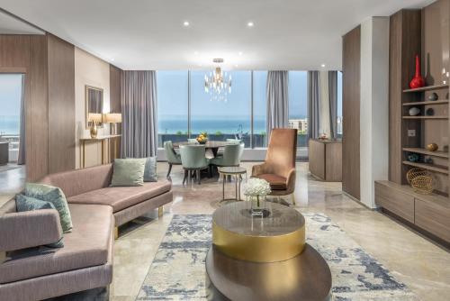 Létesítmények, Views Hotel & Residences in King Abdullah Economic City