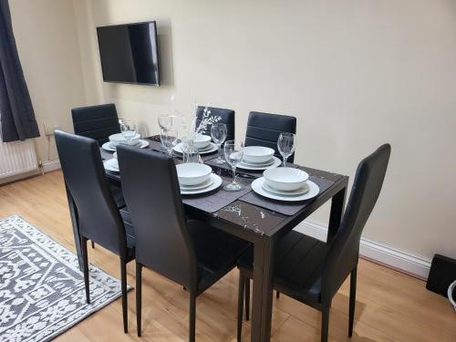 Tooting Bec Central Apartment by London Tube - image 4