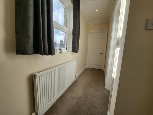 Tooting Bec Central Apartment by London Tube - image 3