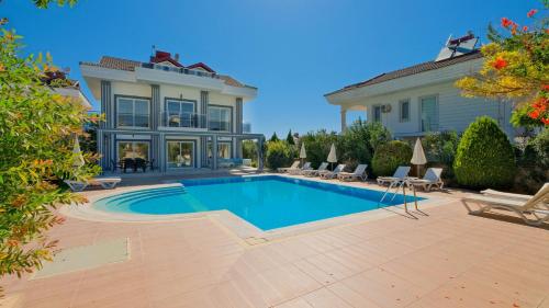 Orka Crystal Villa