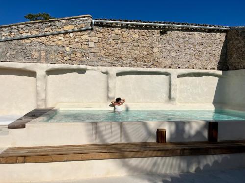 Les Terrasses de Bélarga - Maison d'hôtes - Piscine et Jacuzzi