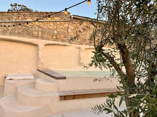 Les Terrasses de Bélarga - Maison d'hôtes - Piscine et Jacuzzi