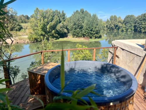 Les Terrasses de Bélarga - Maison d'hôtes - Piscine et Jacuzzi