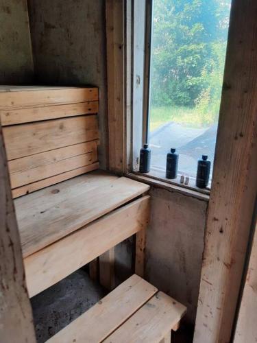 Szauna, House with spacious garden and a simple sauna in Nurga