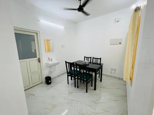 Furnished 2 BHK Family Apartments near Triprayar Shree Rama Temple - Beevees Homes Thriprayar