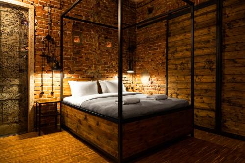 HOUSEHOST ApartmenI: Podbrzezie 2/20, Cracovia