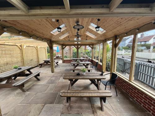 Bejárat, The Black Swan Inn near Norwichi nemzetközi repülőtér