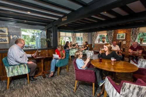 Pub/Lounge, The Black Swan Inn near Norwichi nemzetközi repülőtér