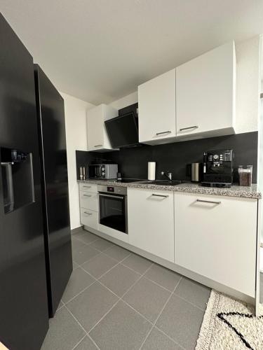 Konyha, Wohnung in Laupheim in Laupheim