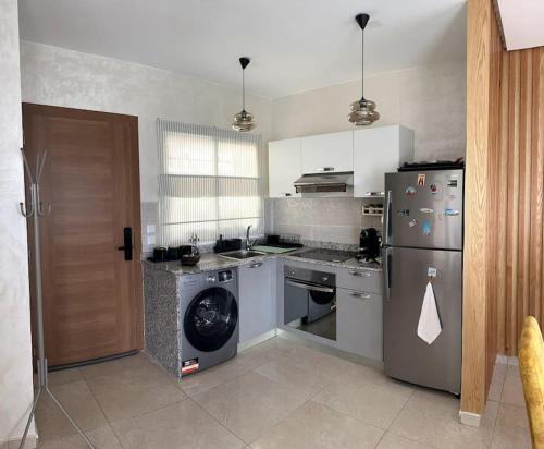 주방, Vague Bleue chez Makuja Home in 보우즈니카