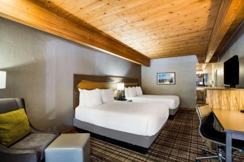 2 bedrooms, 3 beds