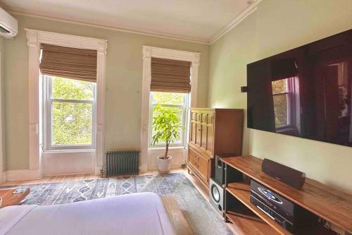 Relaxing & cozy SPA. apt in Brooklyn mins to MHTN in Brooklyn, USA