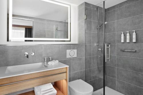 Premium Twin Room with City View
