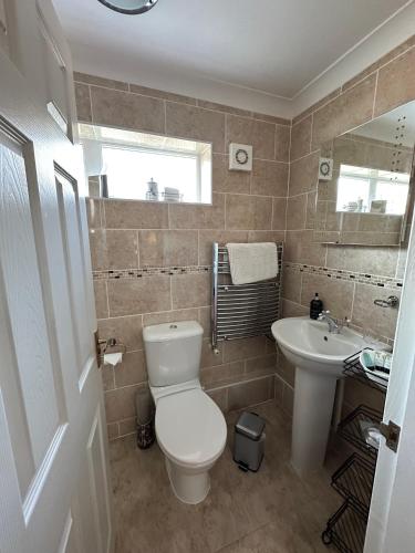 Double Room with Shower - Courtyard image 5