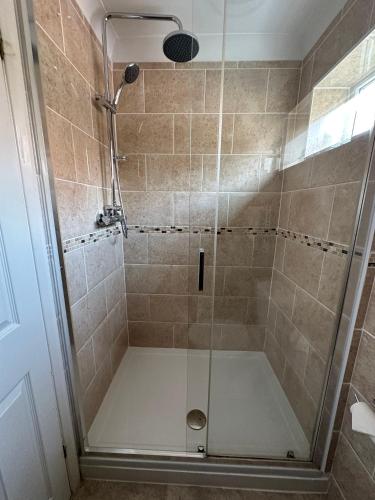 Double Room with Shower - Courtyard image 6