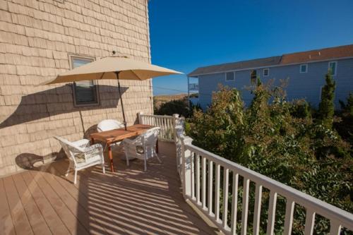 Serendipity - Oceanfront - North End VB in Virginia Beach, USA