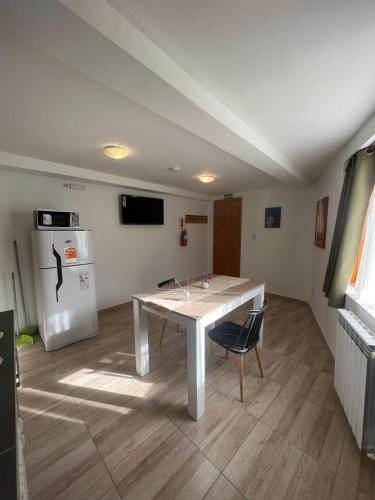 One-Bedroom Apartment image 8