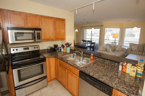 Two-Bedroom House image 10
