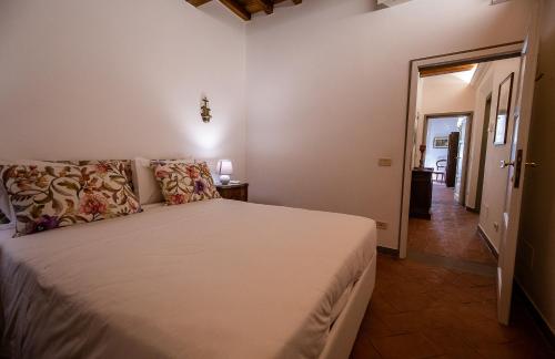 Two-Bedroom Apartment image 8