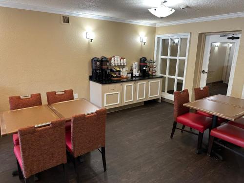 Extended Stay America Suites - Detroit - Southfield - Northwestern Hwy - image 6