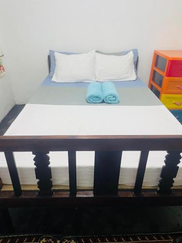 1 queen bed