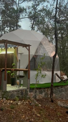 Glamping de lujo en Huasca in Huasca de Ocampo, Mexico
