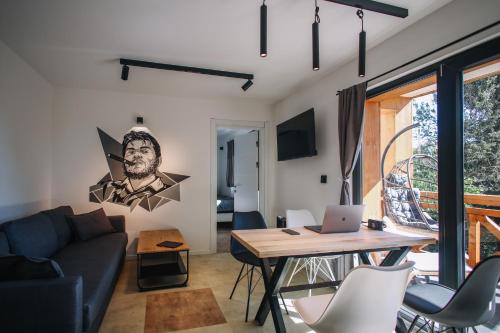 3 twin beds, 1 sofa bed