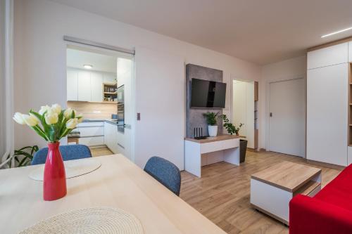 Apartmán na Zahradní (Apartman na Zahradni) in 基約夫