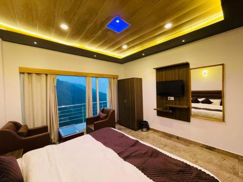 Hotel candlewood Shimla