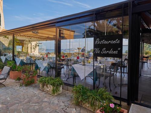 Hotel Petit Cala Fornells - image 14