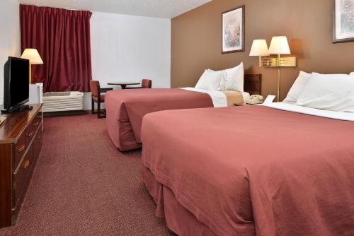 America's Best Value Inn Beardstown - image 11