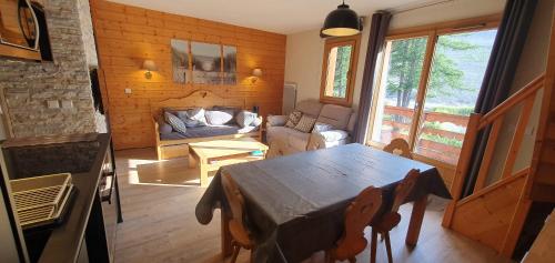 Balkons/terase, Duplex 60m² - Les Balcons de Sirius - Risoul in Risoul ciems