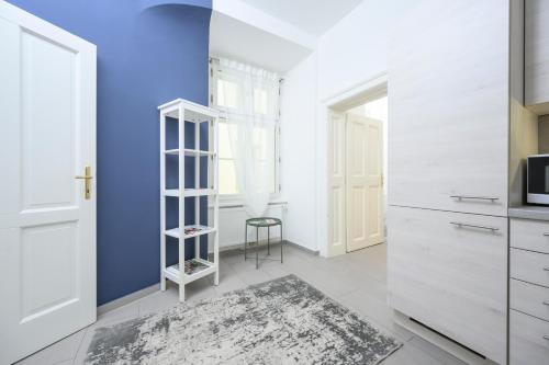 One-Bedroom Apartment image 10