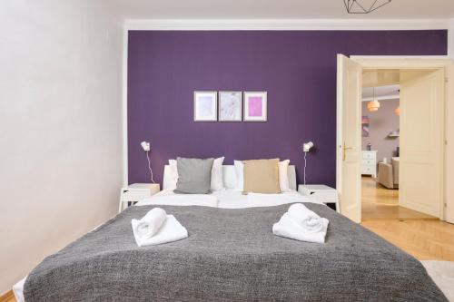 One-Bedroom Apartment image 10
