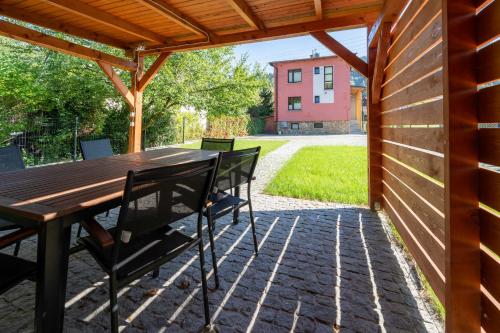 Dream Apart - Ski & Sauna House - 400 m do stoku - image 3