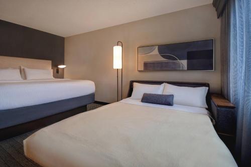 Courtyard by Marriott Cincinnati Airport - image 6