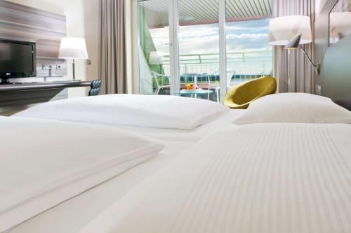 2 twin beds