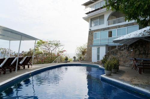 Acantilado Acapulco, Acapulco