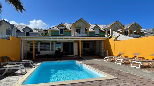 Villa NATICA, Piscine Privée, 150m plage d’Orient-Bay