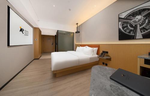 Guangzhou Baiyun Airport Rezen Select Hotel photo 4