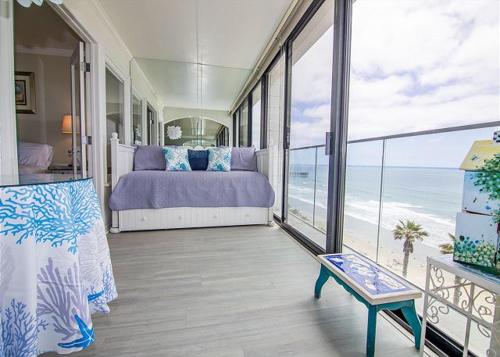 Two-Bedroom Apartment with Ocean View image 9